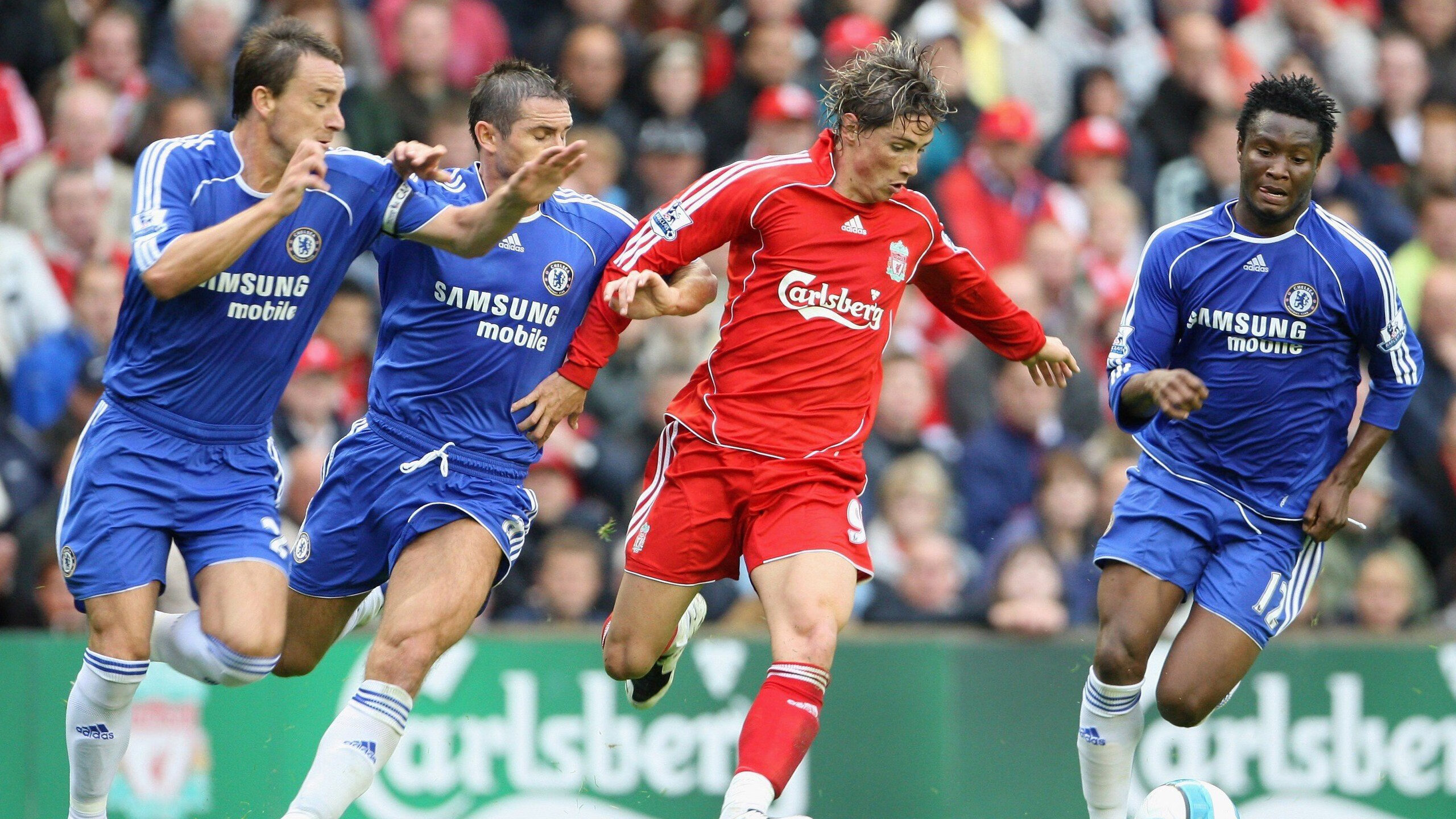 边境公路骑行嘉年华 多国车友骑行穿越口岸公路段